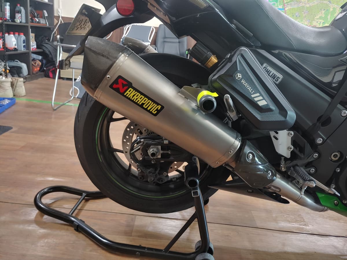 가와사키 ZZR 1400 올린즈 에디션 10