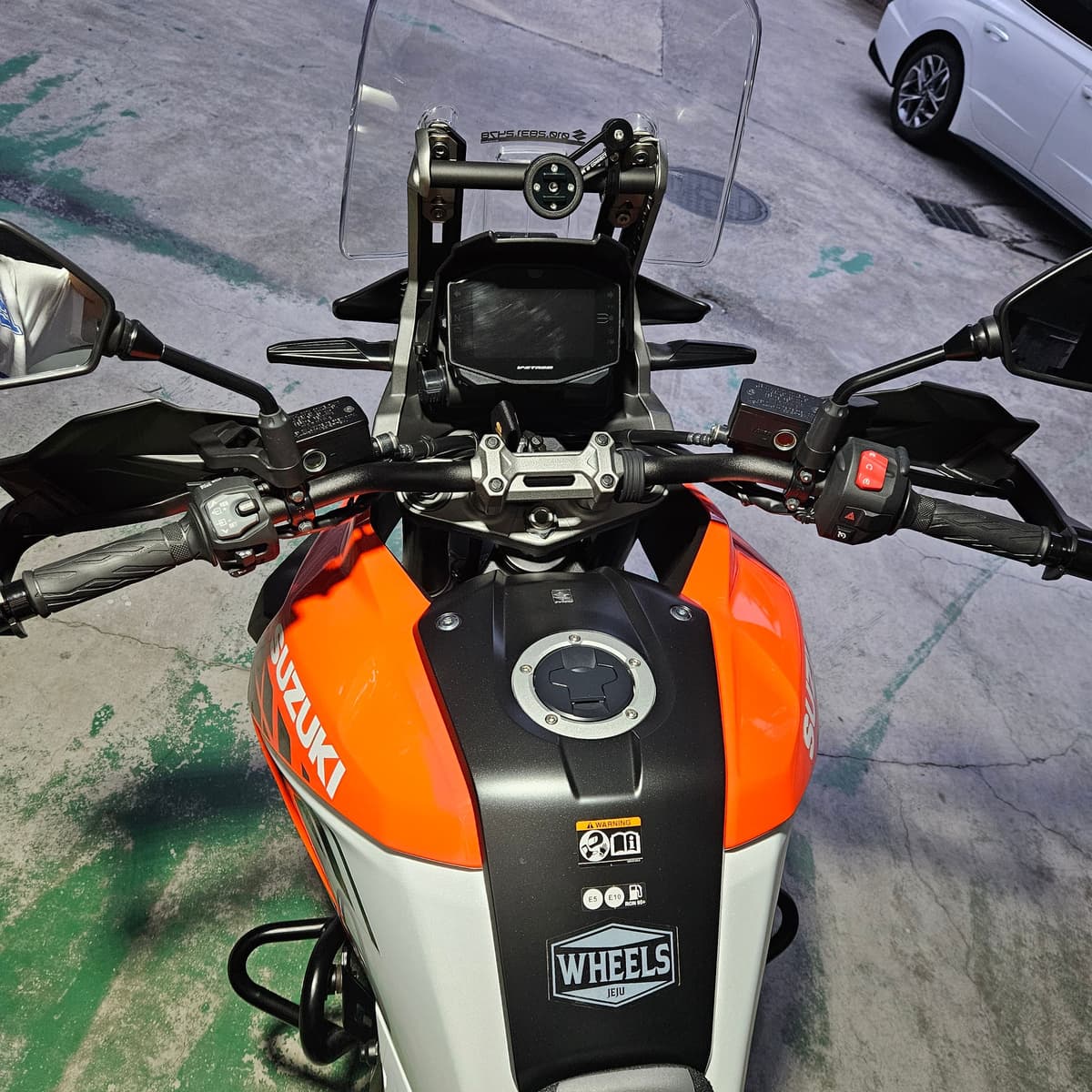 스즈키 브이스트롬 1050 XT more