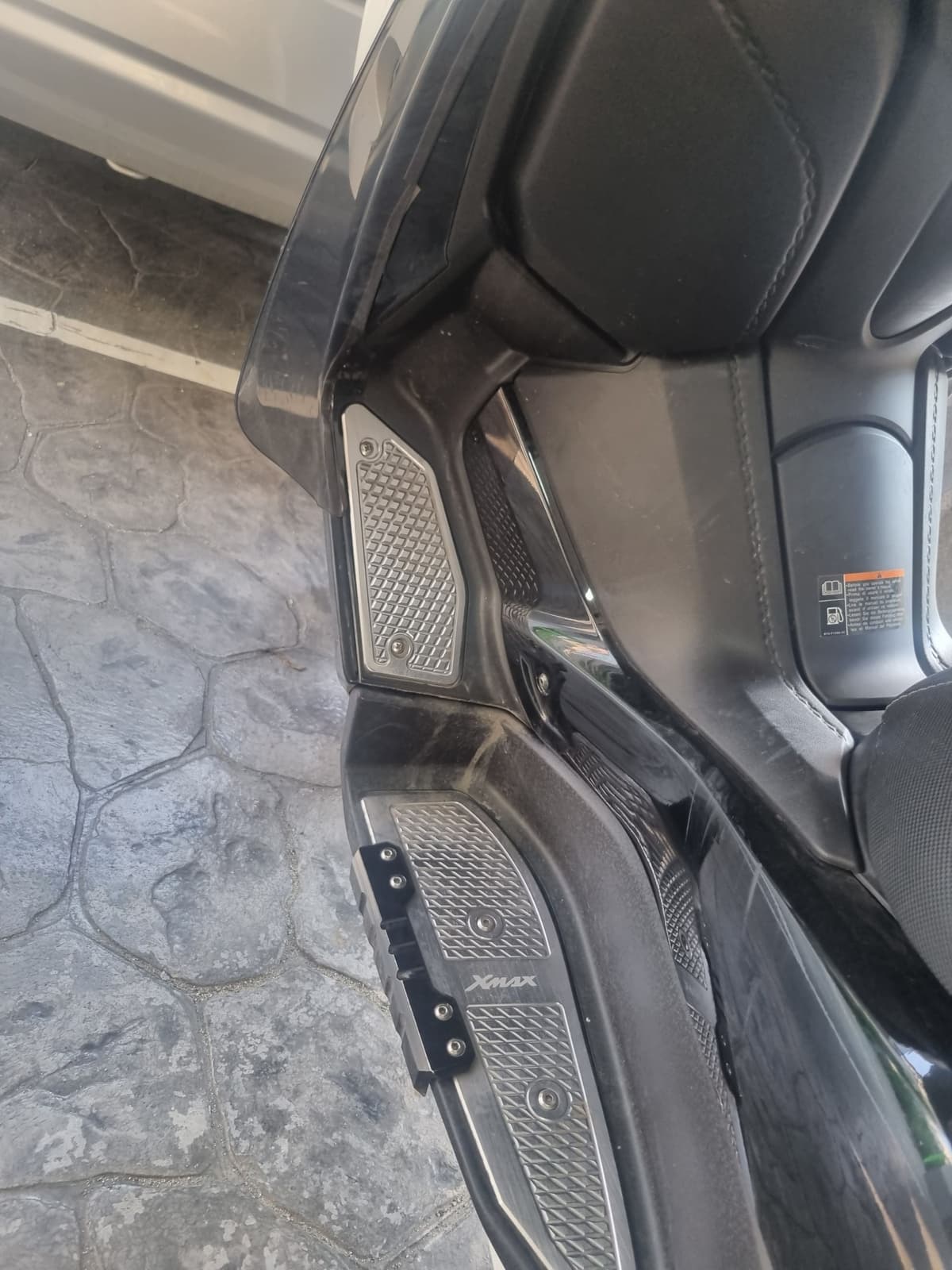 야마하 XMAX 300 ABS 9