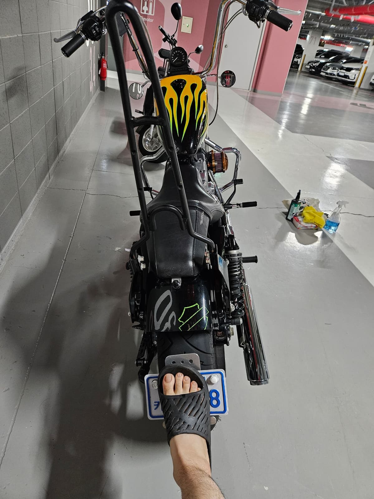 할리데이비슨 883 슈퍼로우 4