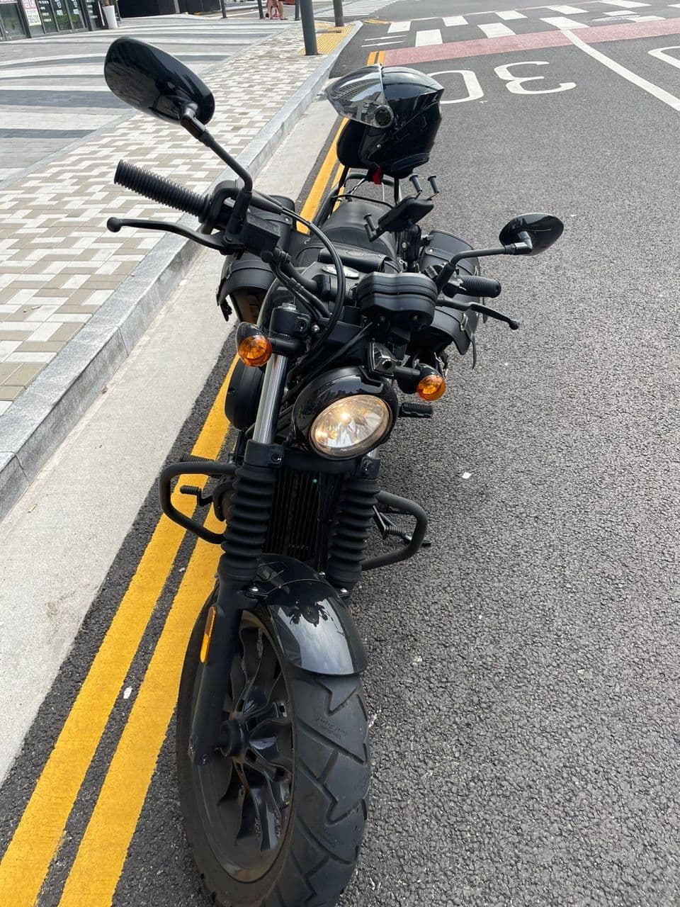 KR모터스 아퀼라 125 3