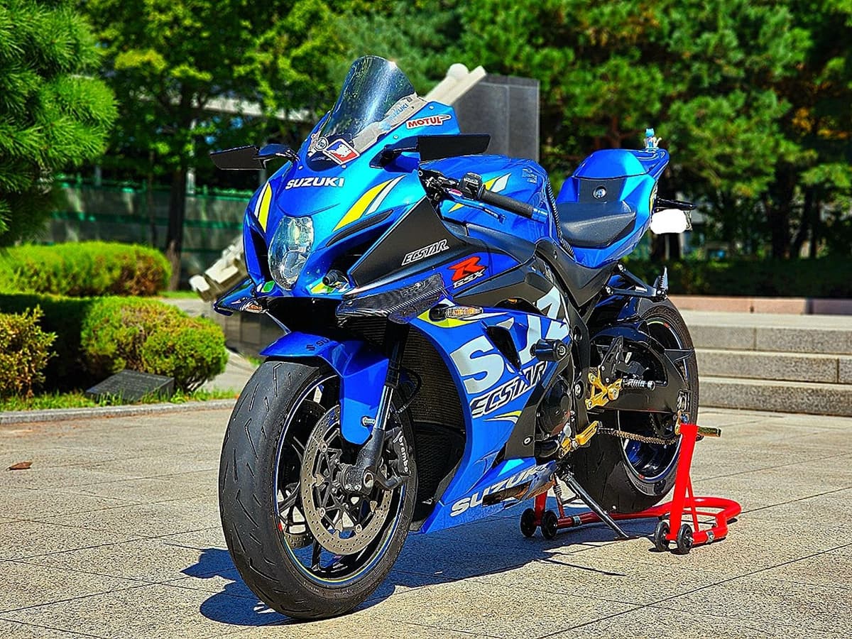 스즈키 GSX R 1000 ABS 11