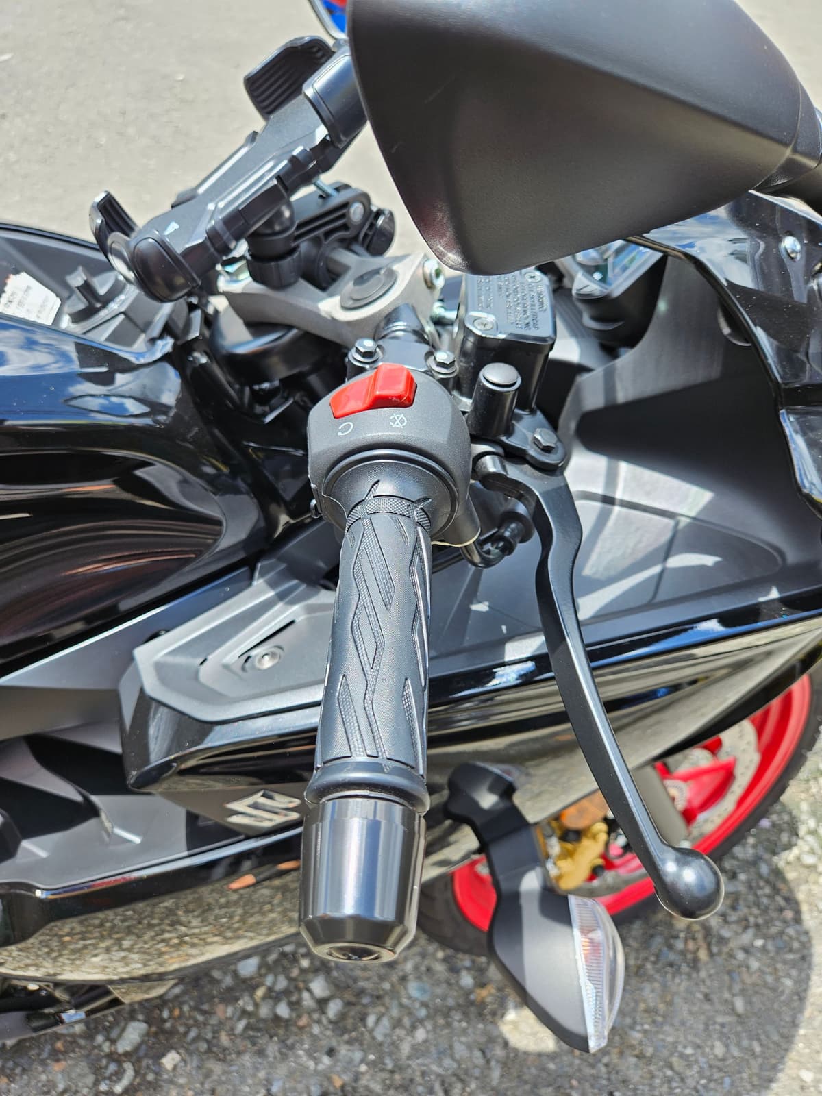 스즈키 GSX R 125 ABS more