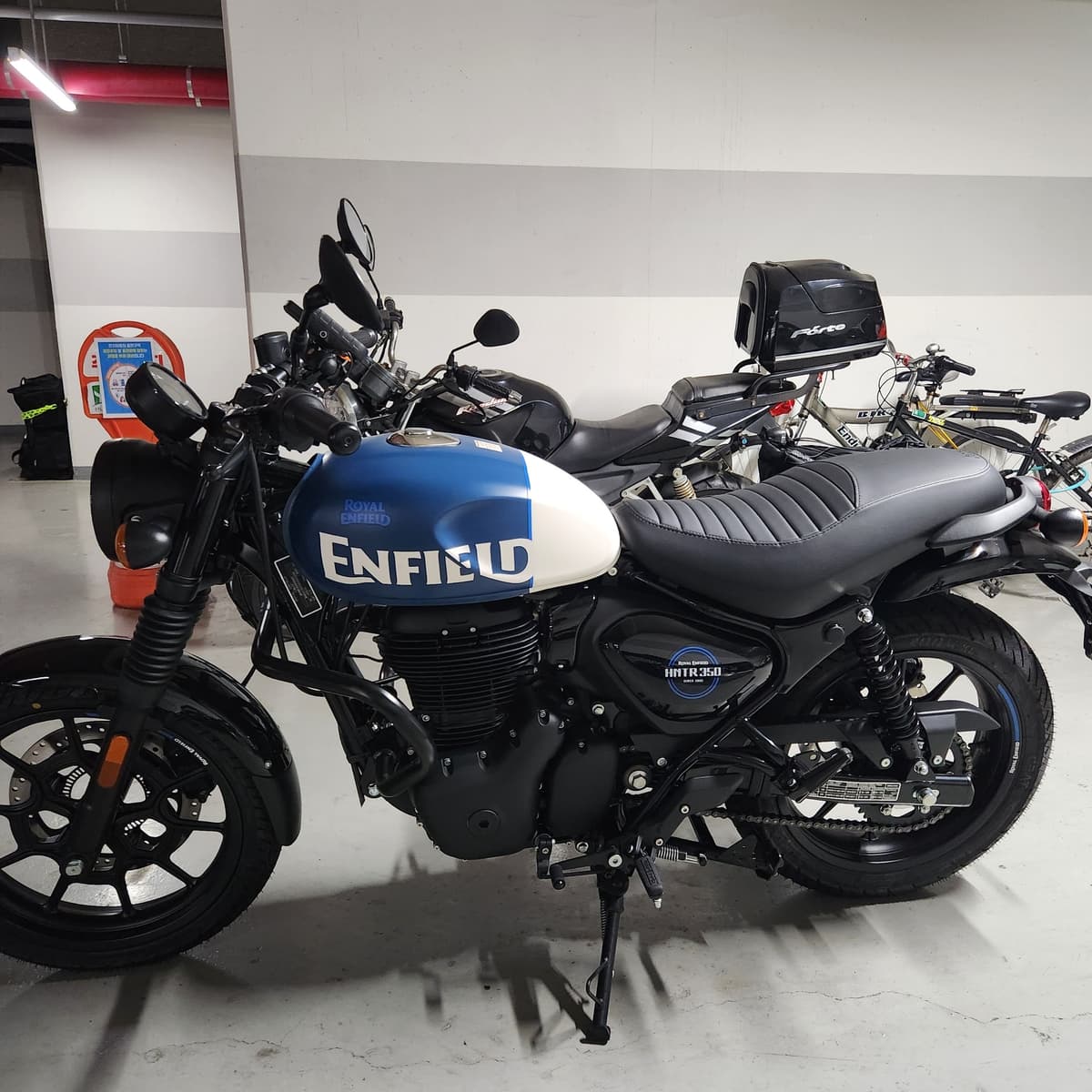 로얄엔필드 헌터 350 2