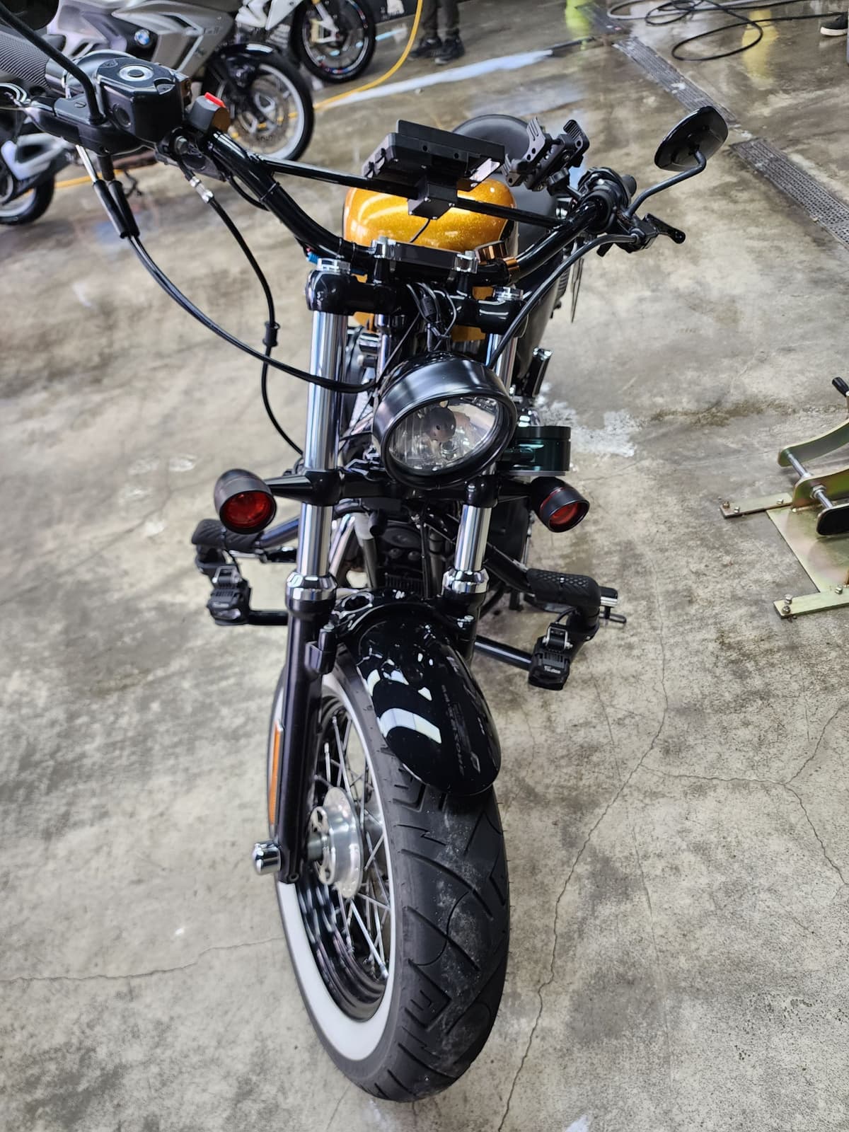 할리데이비슨 포티에잇 3