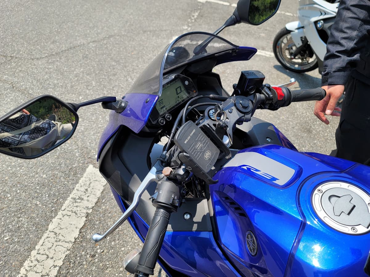 야마하 YZF R3 more