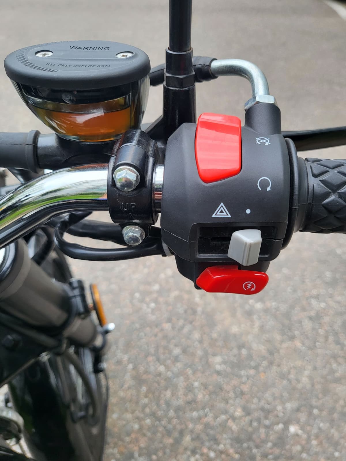 엘로이모터스 팬텀 125 S more