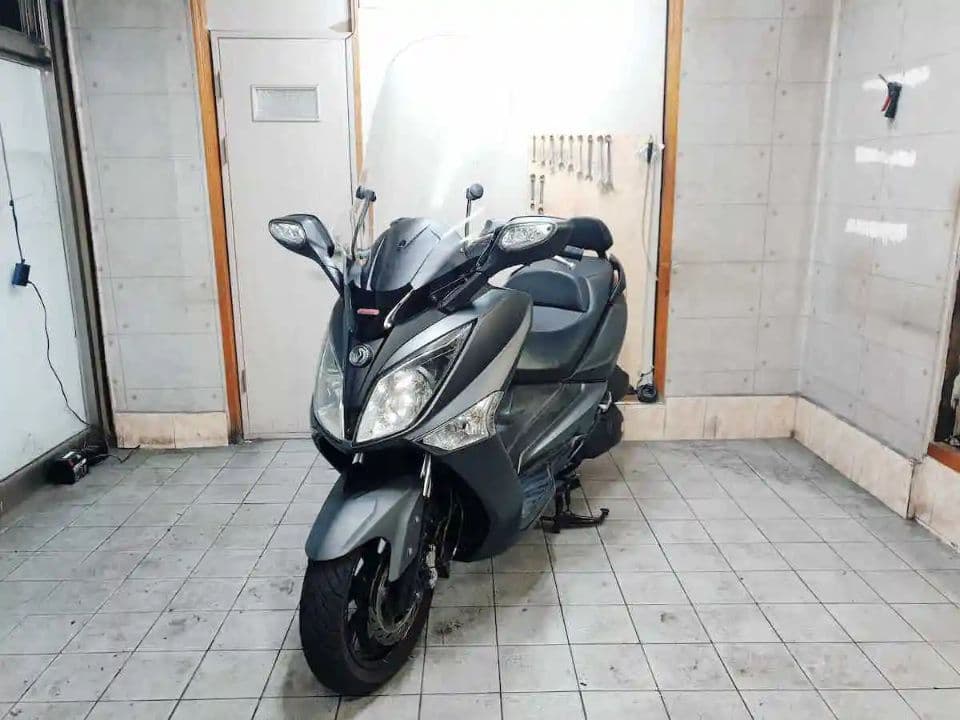 SYM 조이맥스 300 i 1