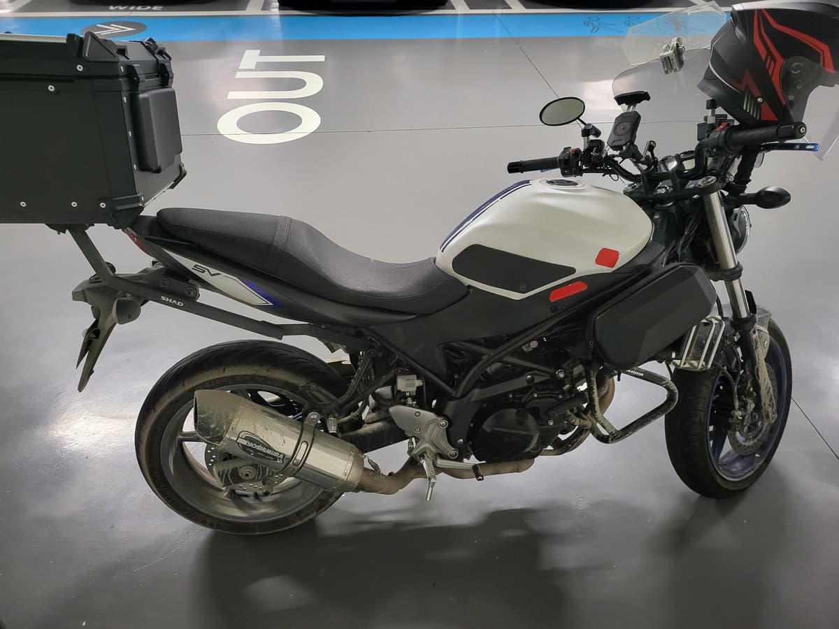 스즈키 SV 650 1