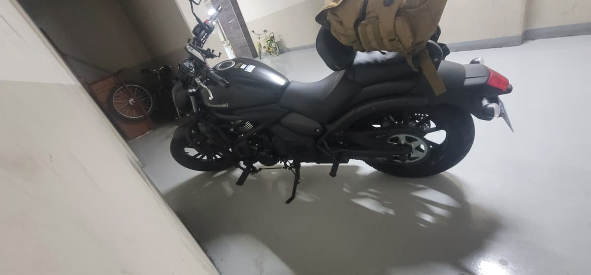 가와사키 발칸 650 ABS 2