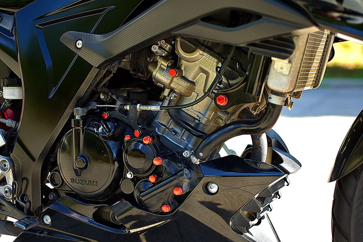 스즈키 GSX S 125 7