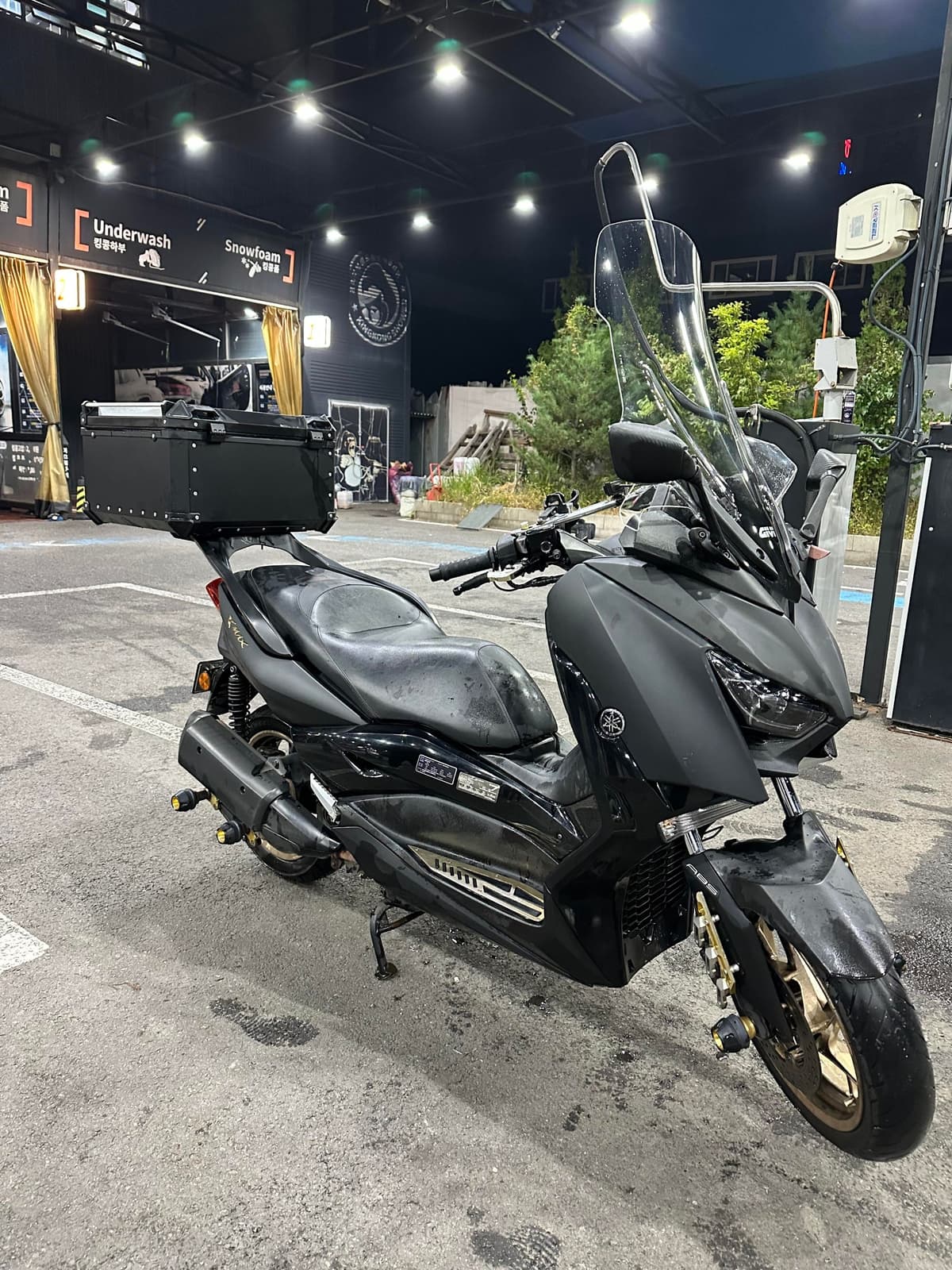 야마하 XMAX 300 ABS 1