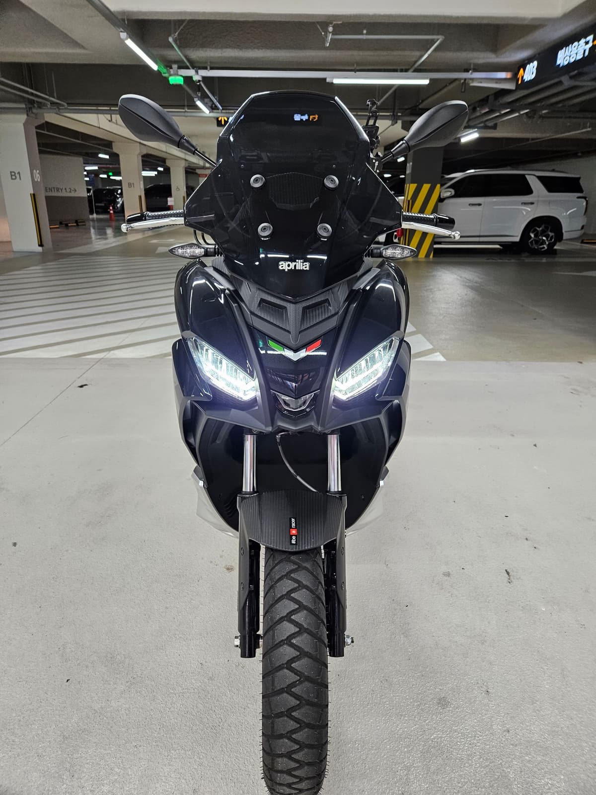 아프릴리아 SR GT 125 3