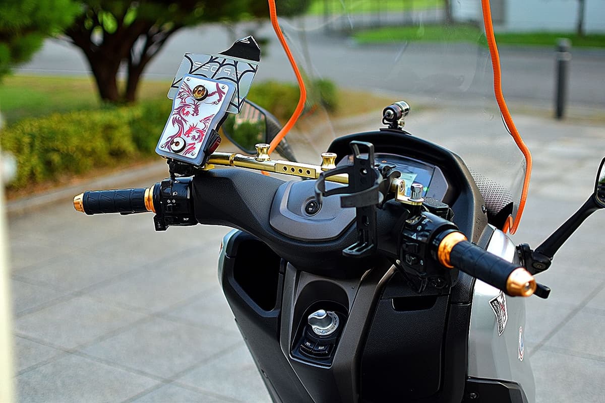 야마하 NMAX 125 more