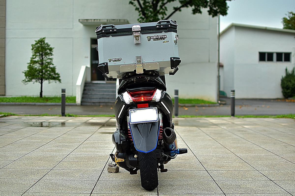 야마하 NMAX 125 4