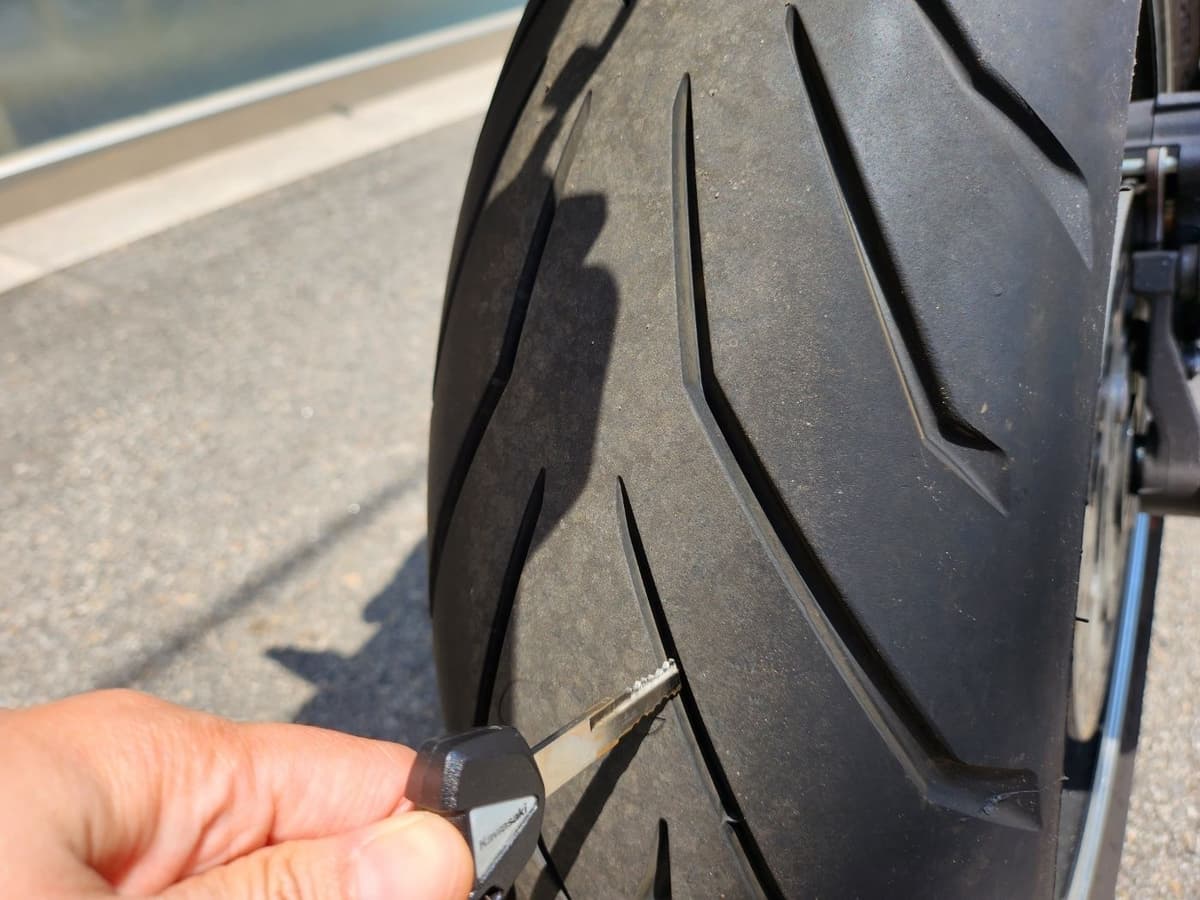 가와사키 Z 900 RS 9