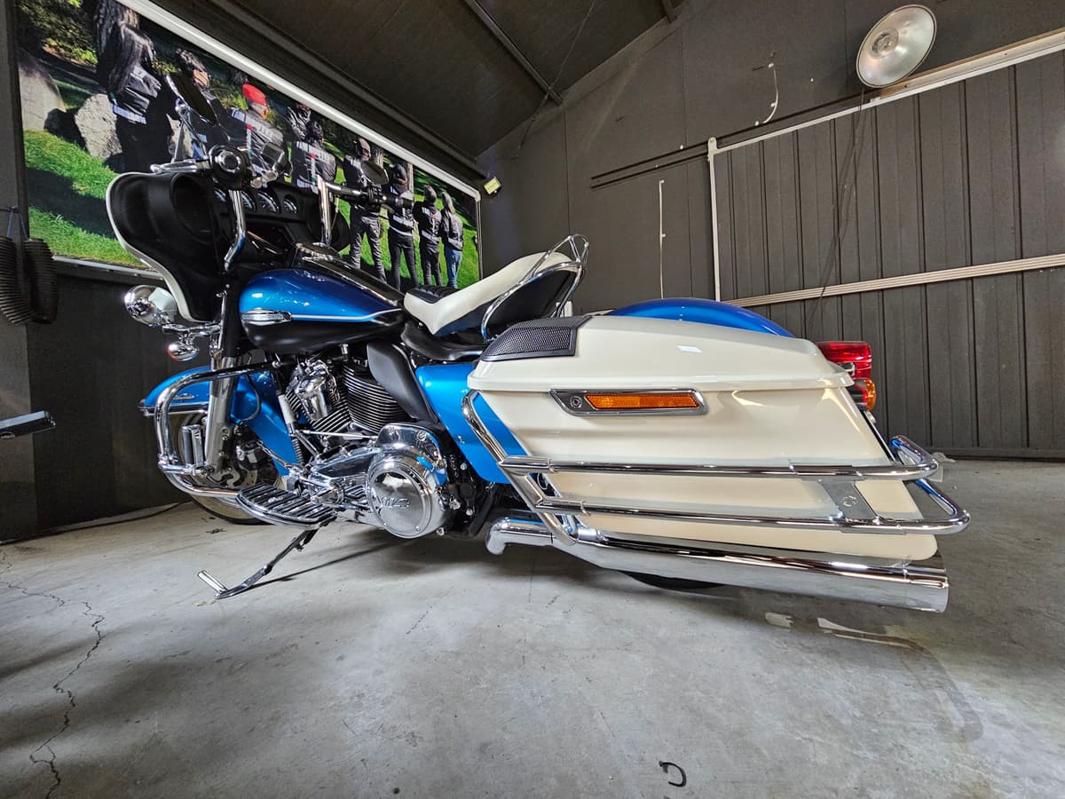 할리데이비슨 일렉트라 글라이드 리바이벌 2