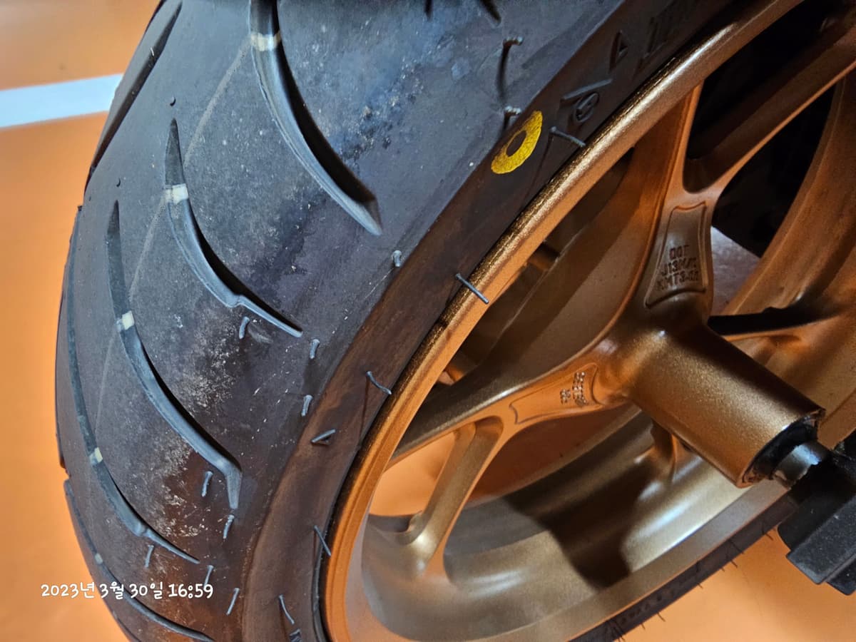 야마하 NMAX 155 9