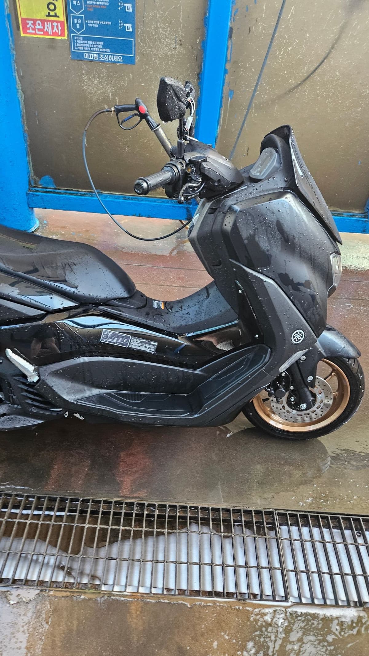 야마하 NMAX 125 7