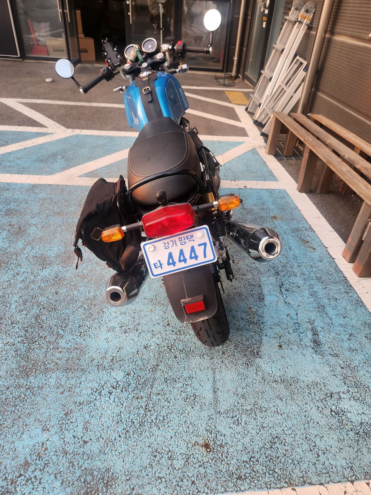 로얄엔필드 컨티넨탈 GT 650 4