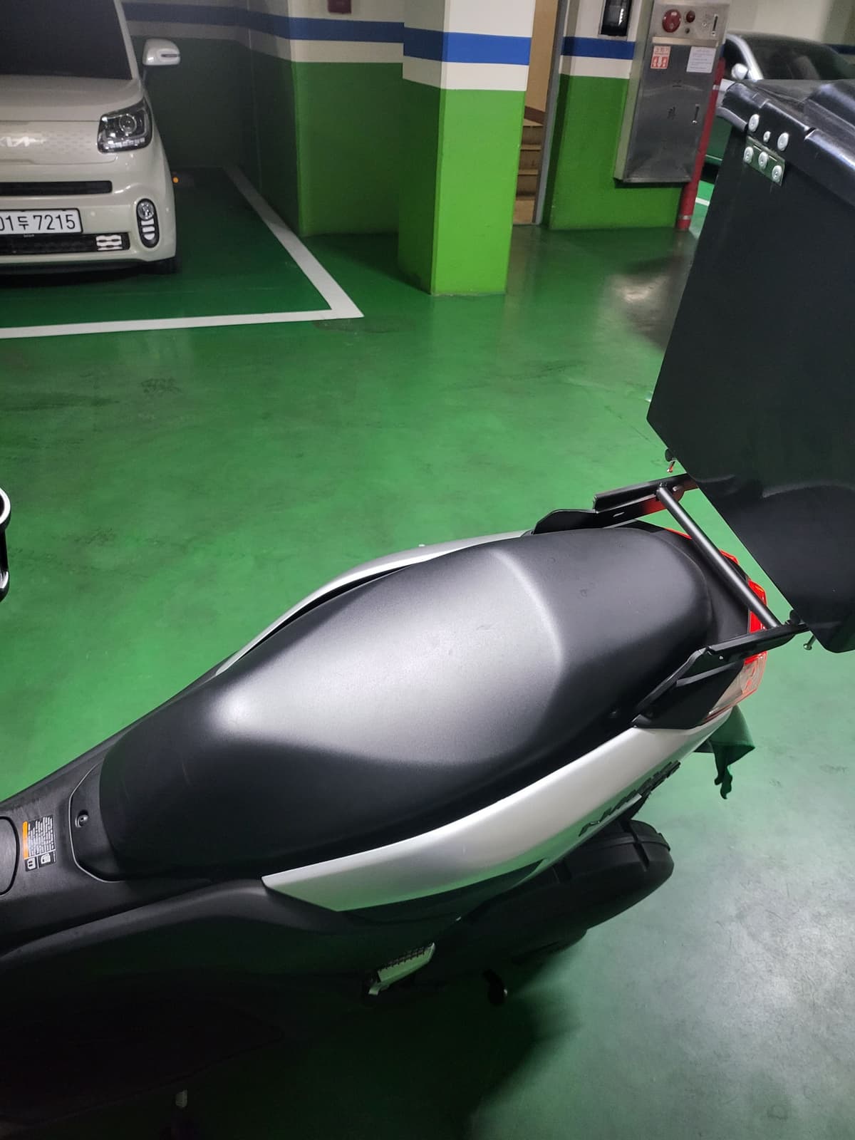 야마하 NMAX 125 8