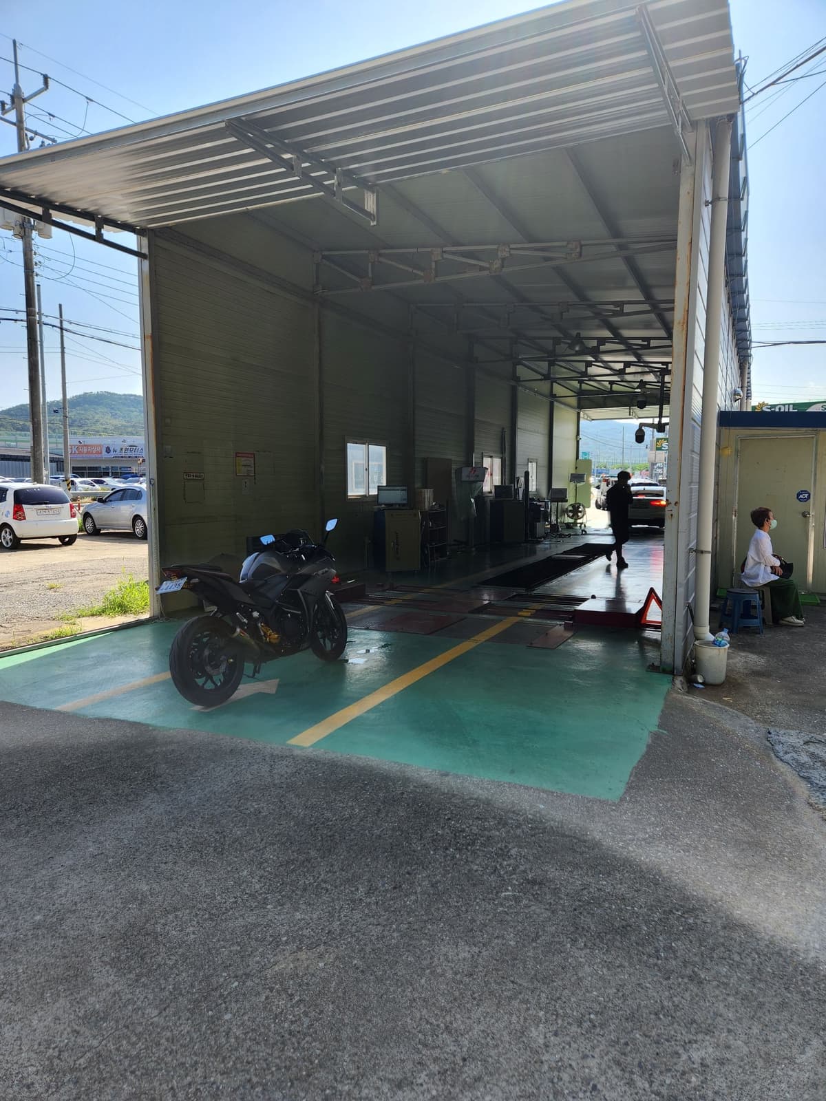 야마하 YZF R3 more