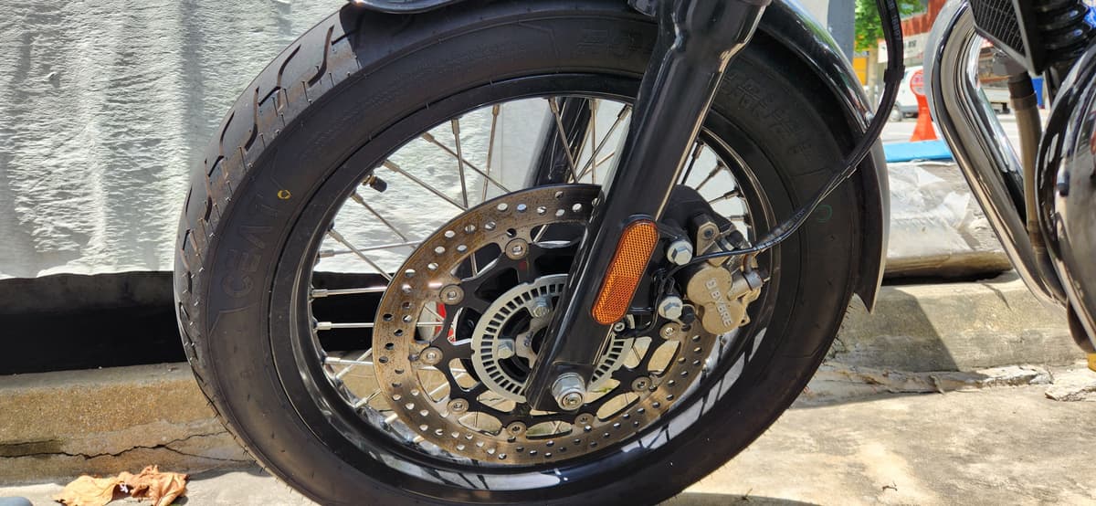 로얄엔필드 컨티넨탈 GT 650 9