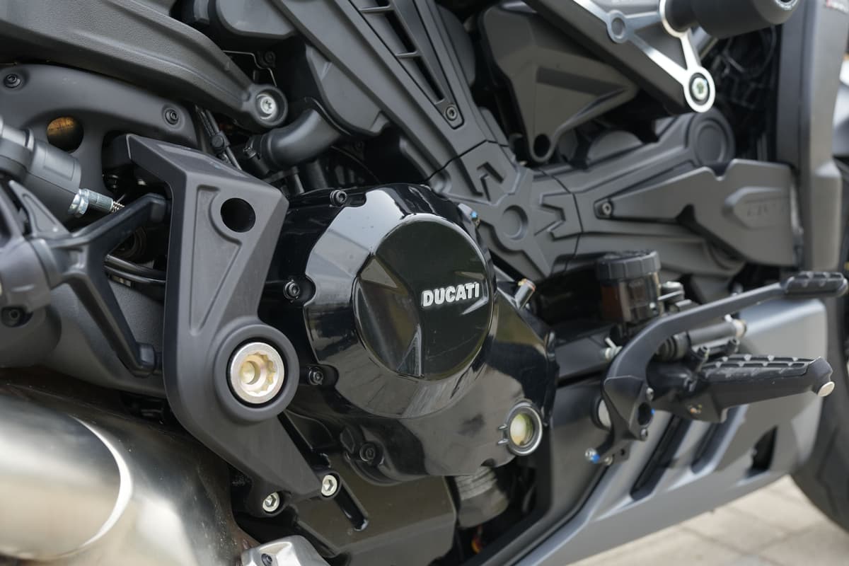 두카티 X 디아벨 블랙스타 5