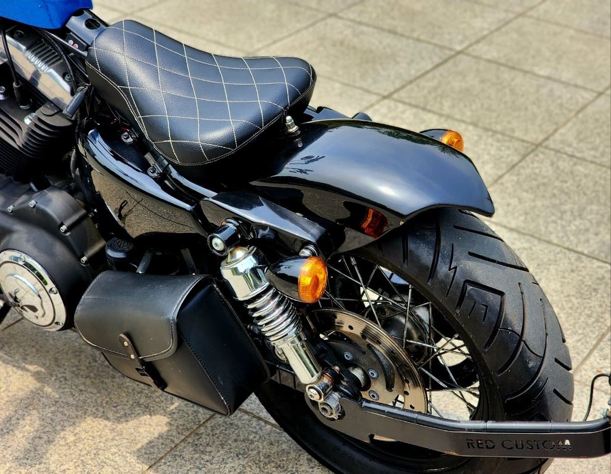 할리데이비슨 포티에잇 8