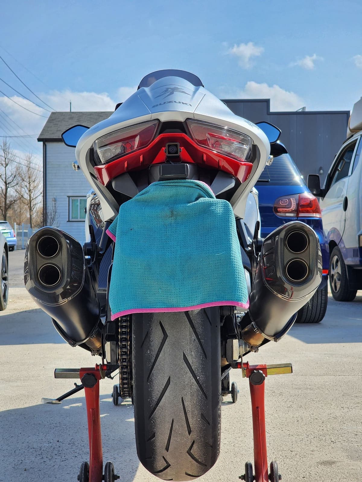 스즈키 하야부사 4