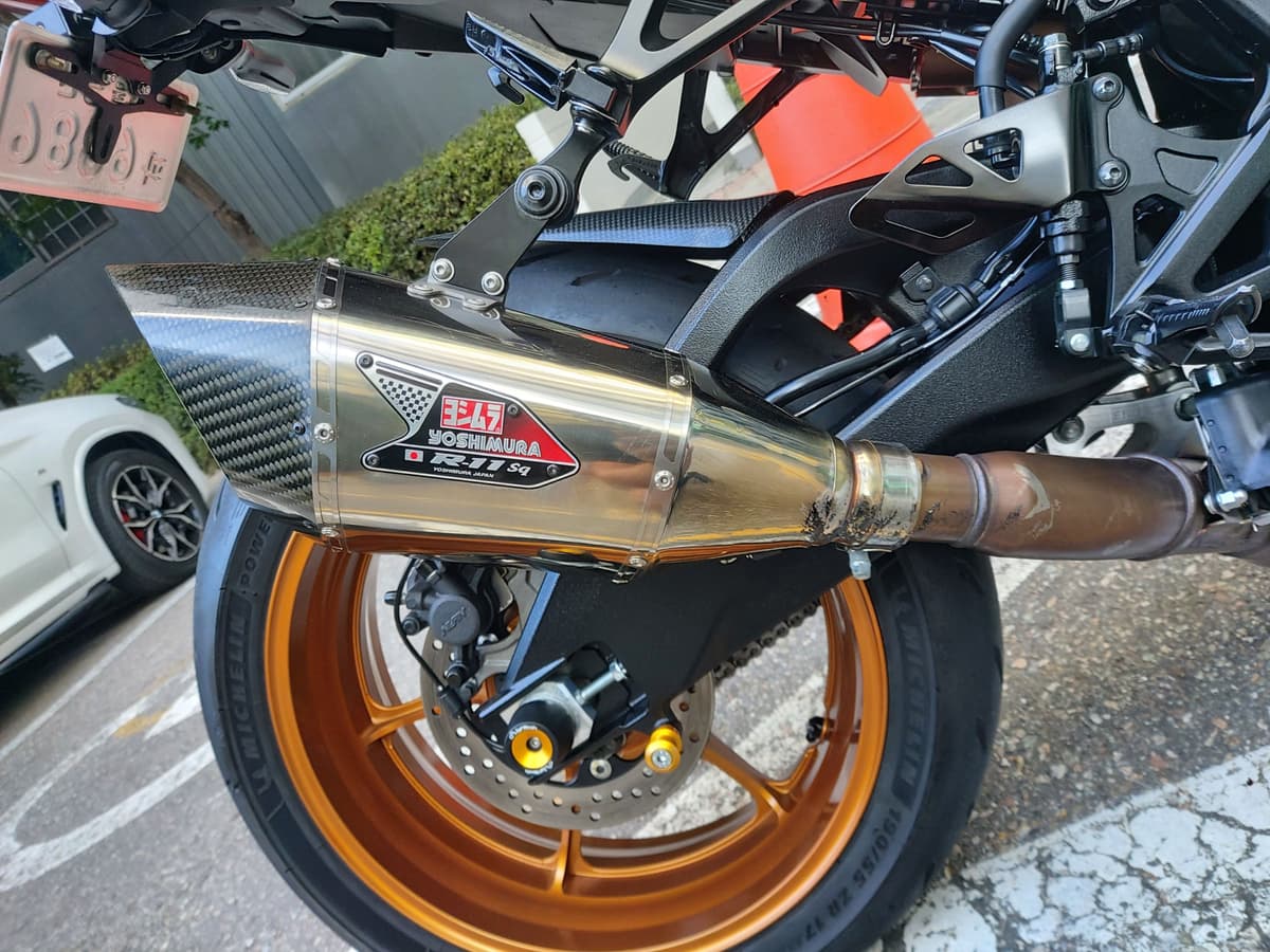 스즈키 GSX R 1000 R 블랙 에디션 10