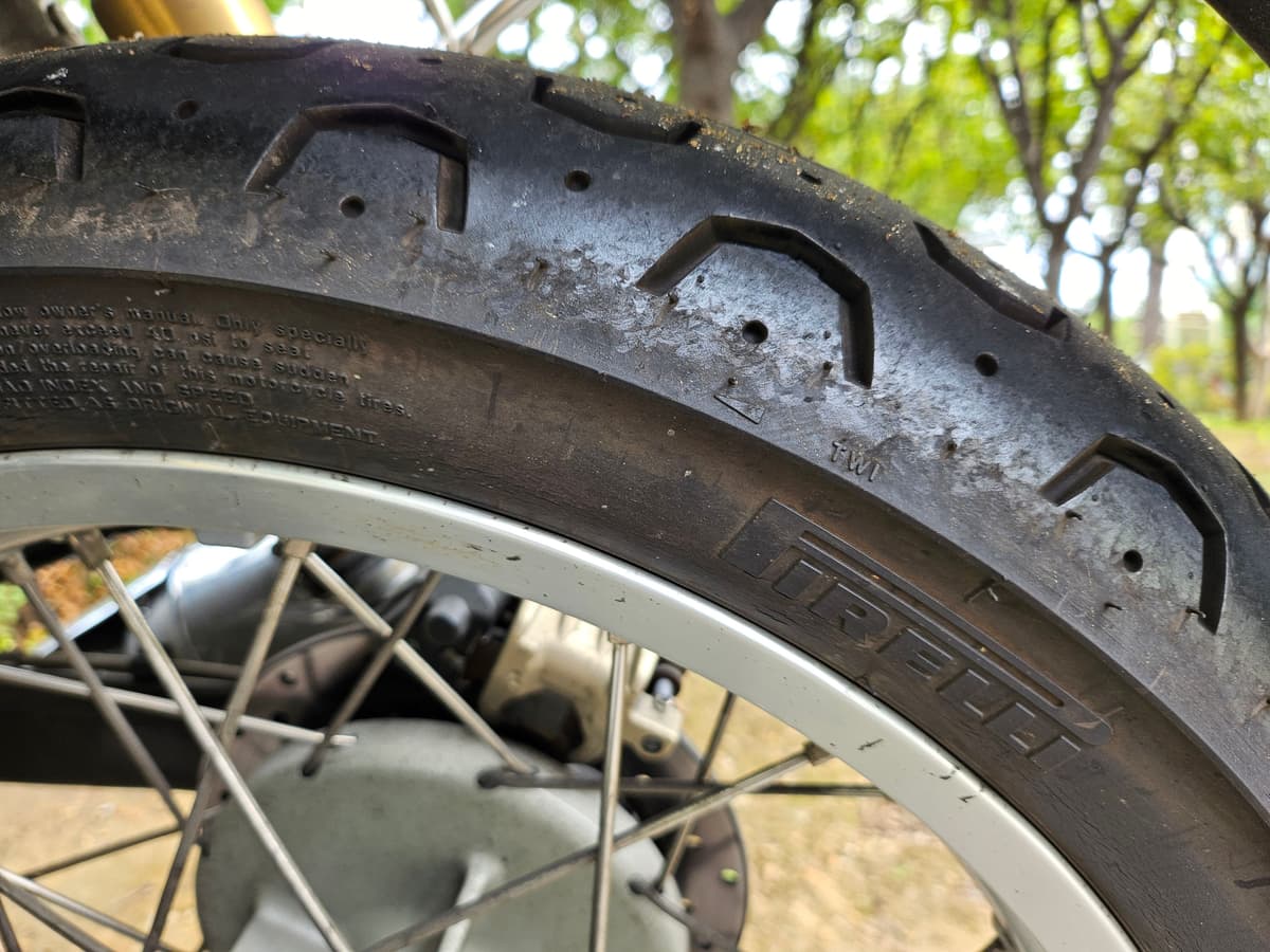 로얄엔필드 컨티넨탈 GT 650 9