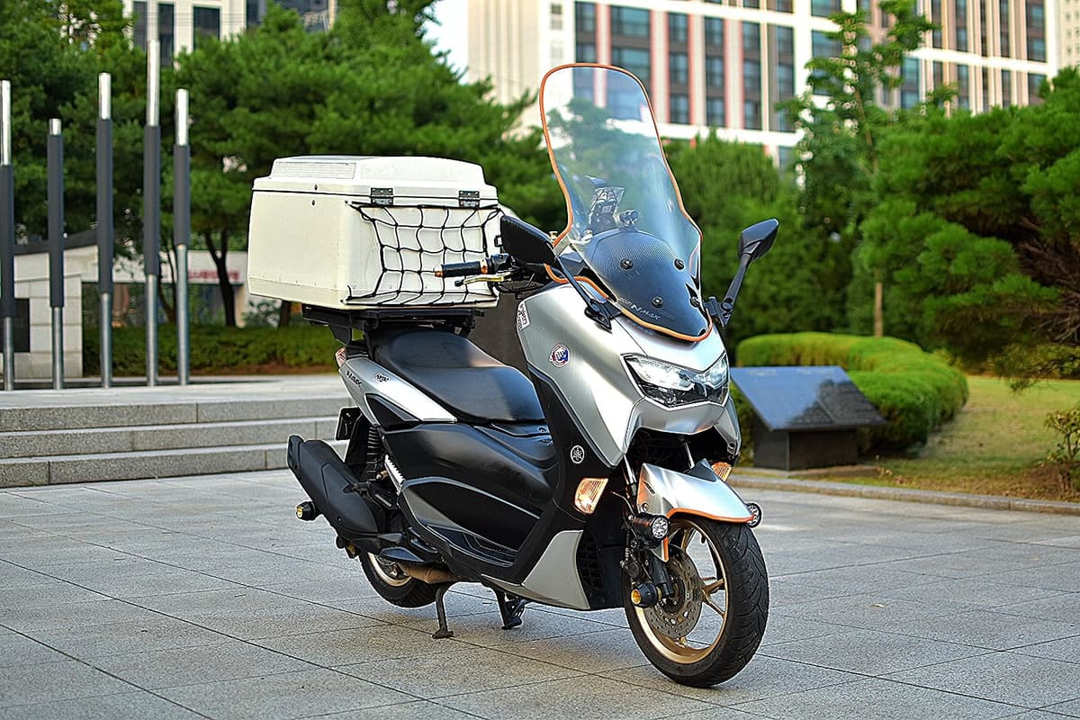 야마하 NMAX 125 8