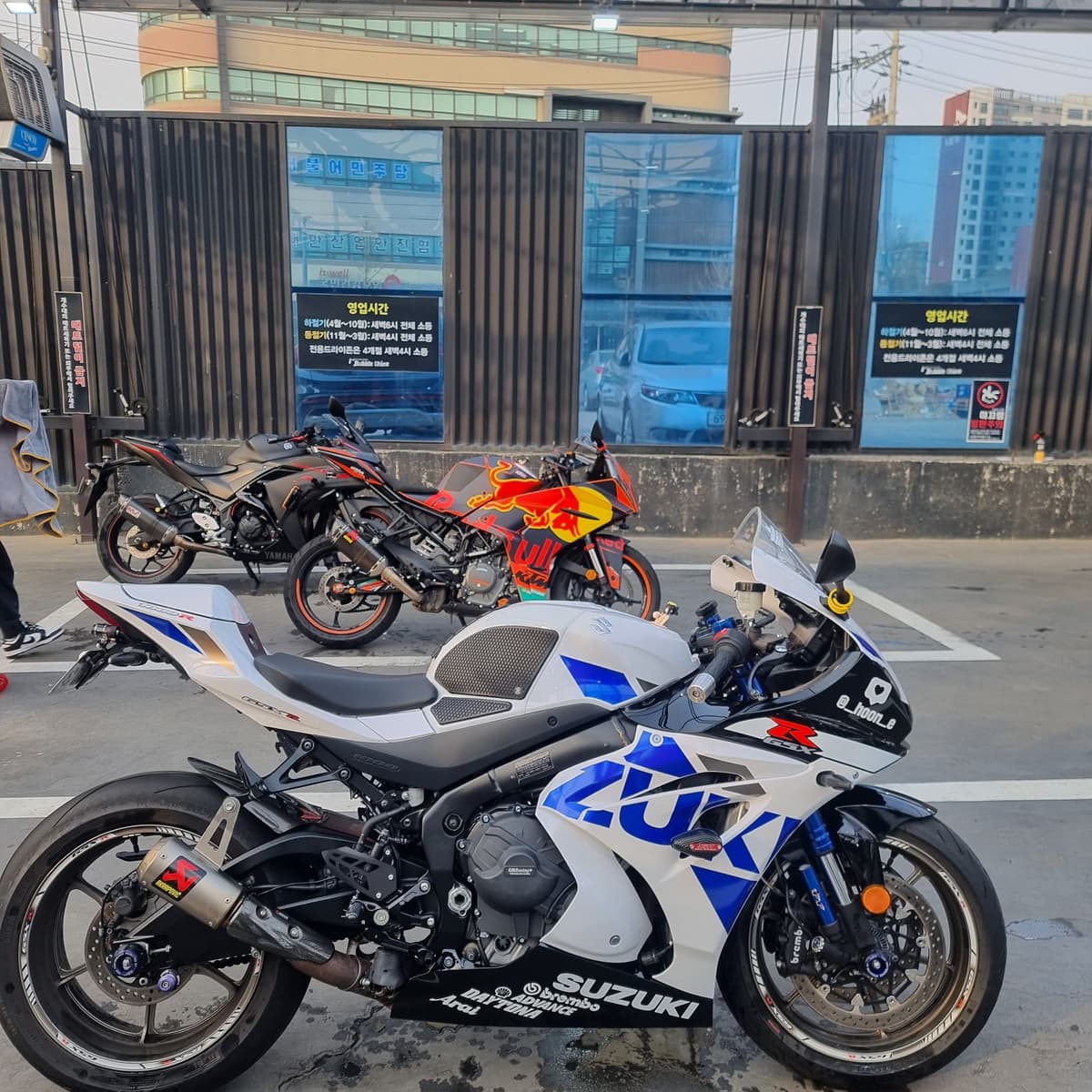 스즈키 GSX R 1000 R 1