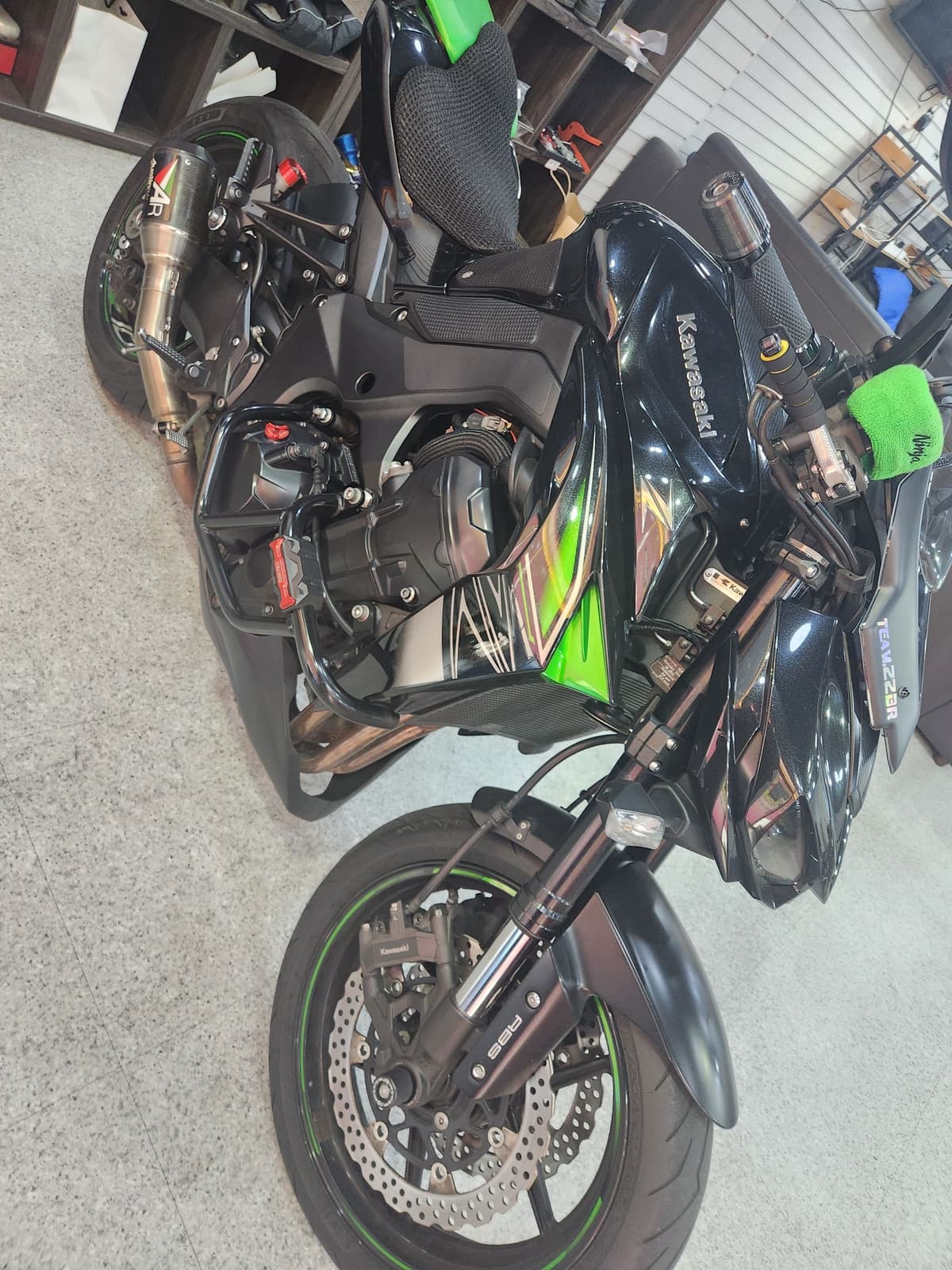 가와사키 Z 1000 1