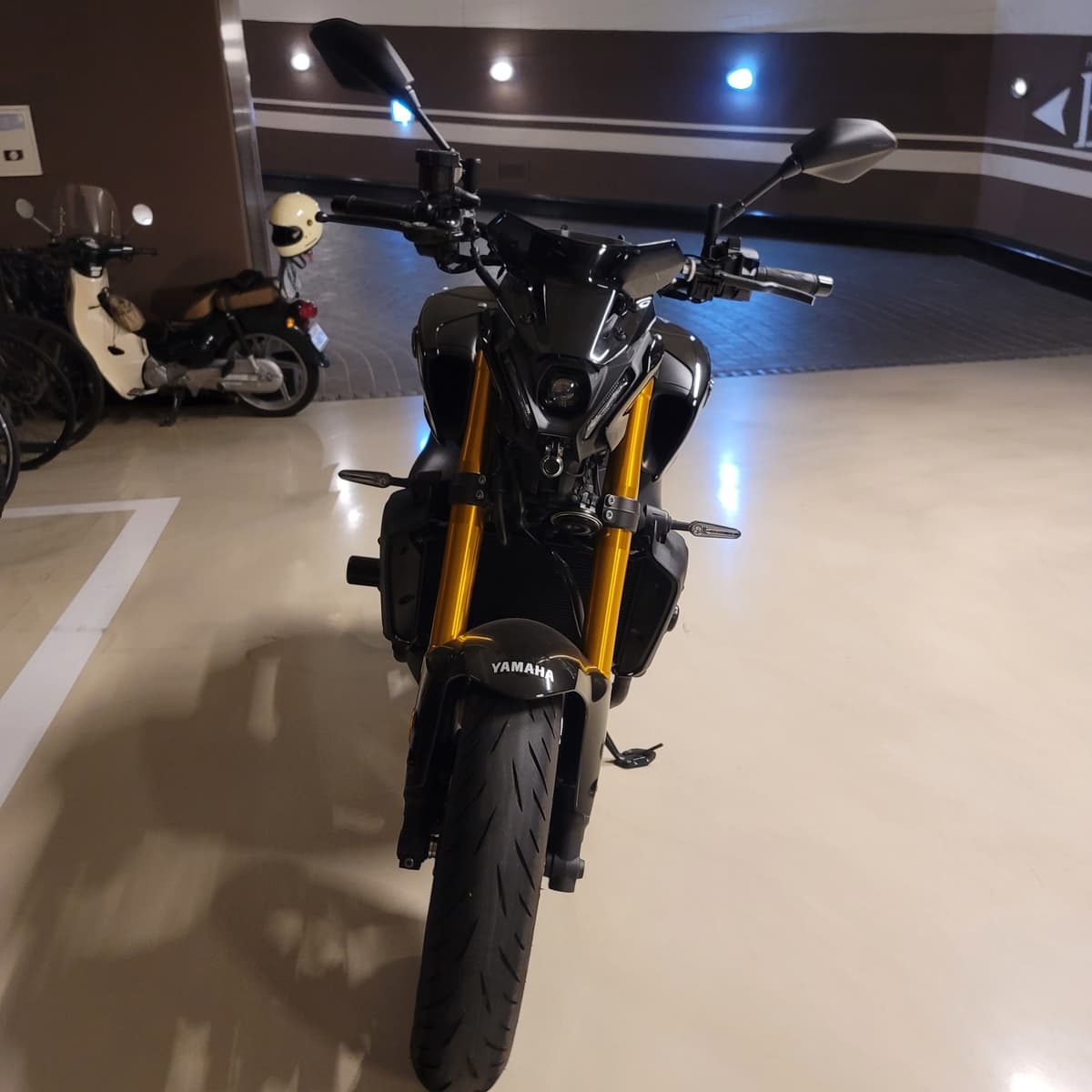 야마하 MT 09 SP 3