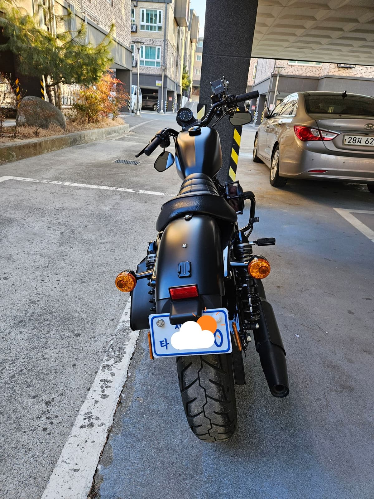 할리데이비슨 아이언 883 4