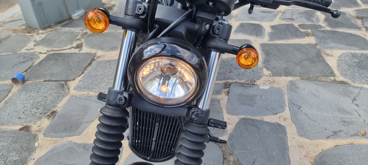 KR모터스 아퀼라 125 3