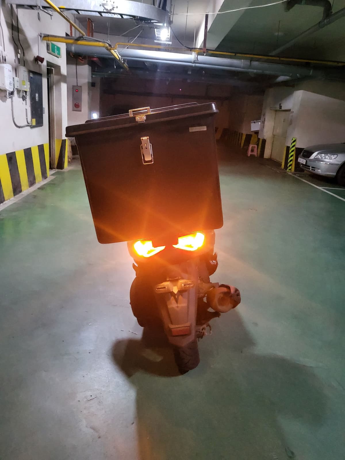 야마하 NMAX 125 4