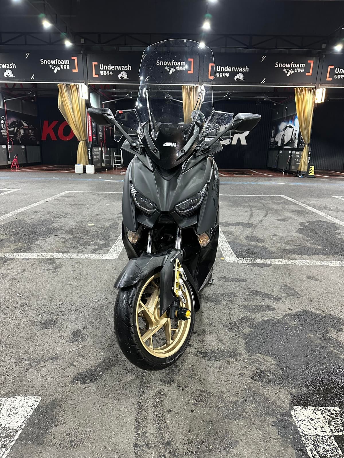 야마하 XMAX 300 ABS 3