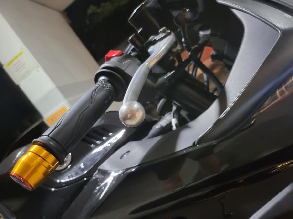 야마하 YZF R3 more