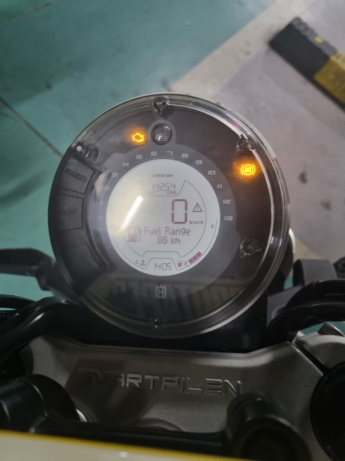 허스크바나 스바르트필렌 401 5