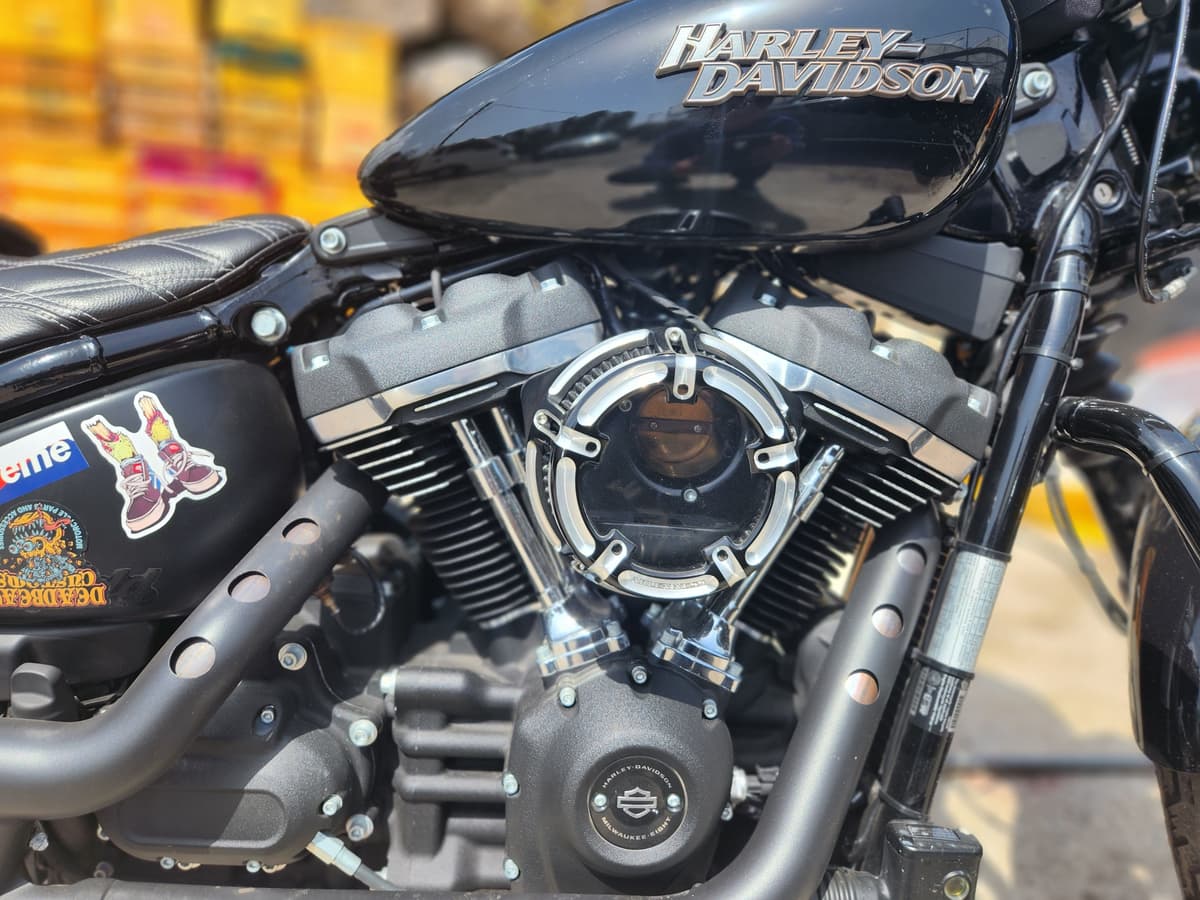 할리데이비슨 다이나 스트리트밥 1