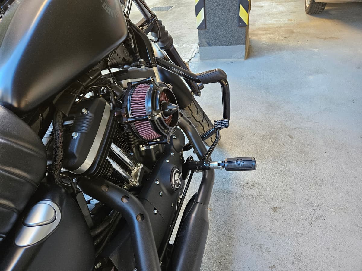 할리데이비슨 아이언 883 8