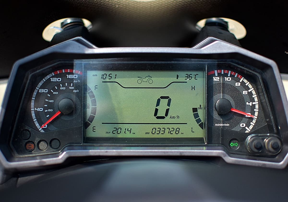 케이앤씨모터스 이지맥스 300 ABS 5