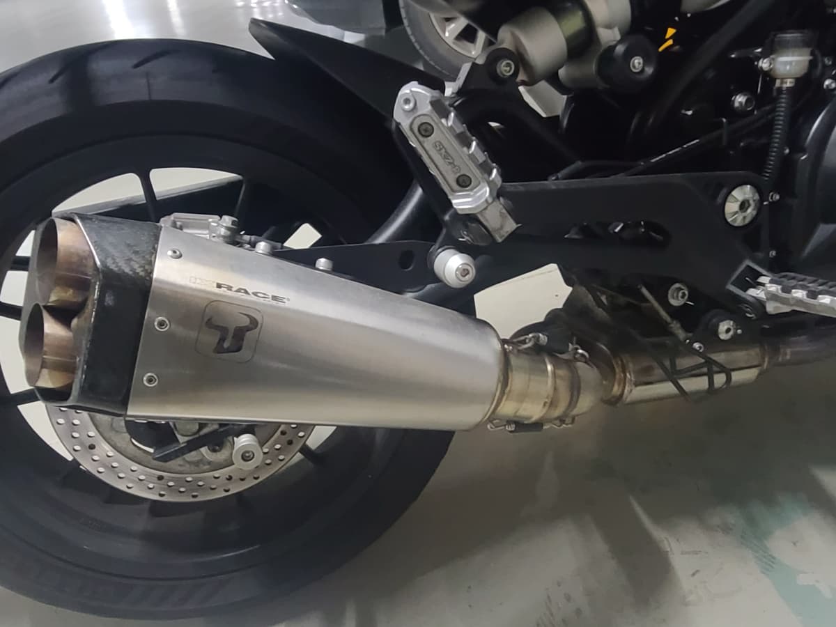 베넬리 레온치노 500 9