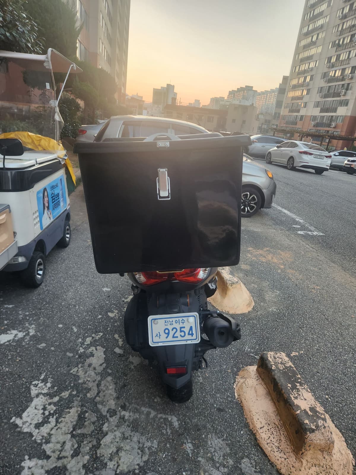 야마하 NMAX 125 4
