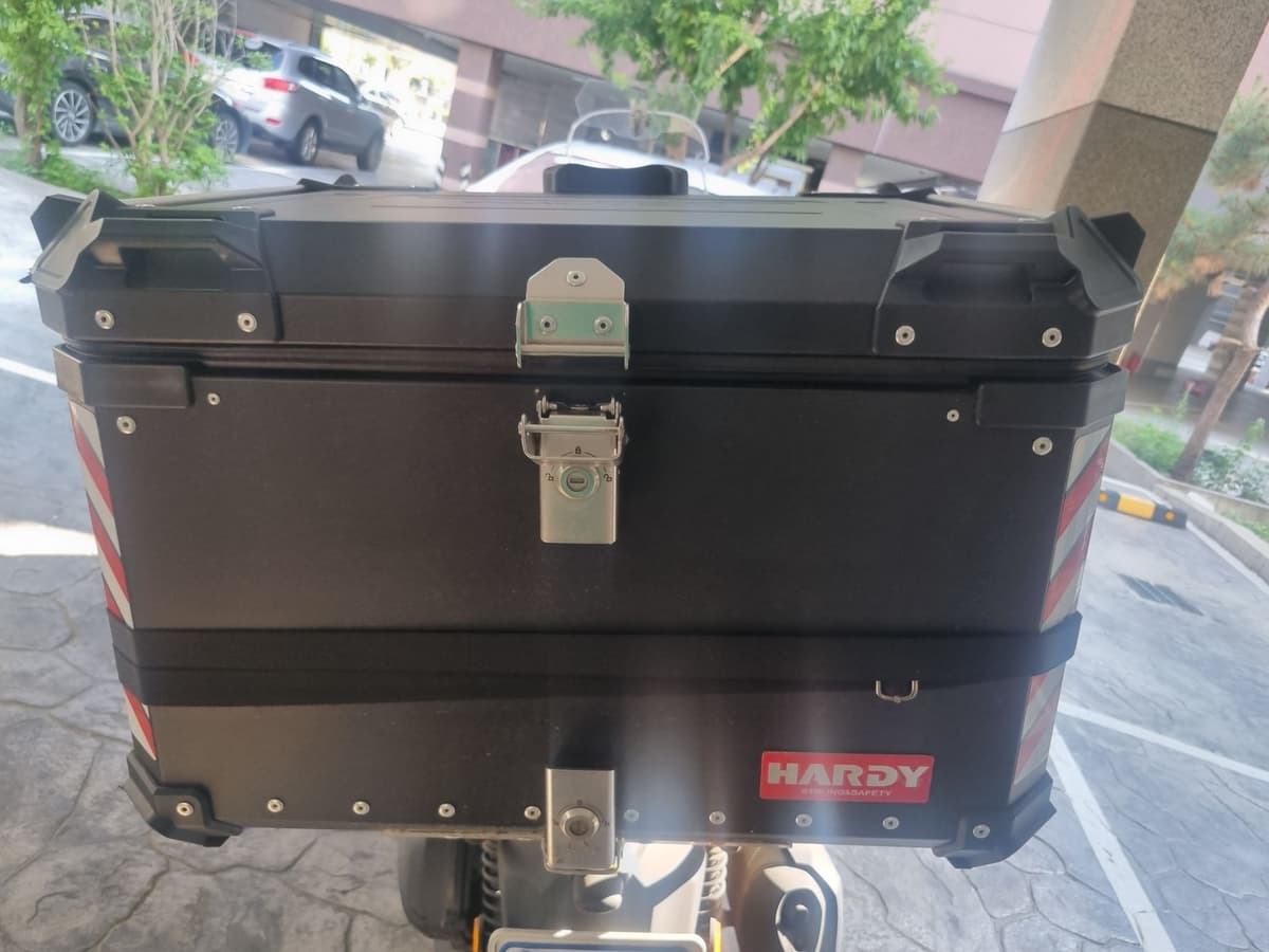 야마하 XMAX 300 ABS 8