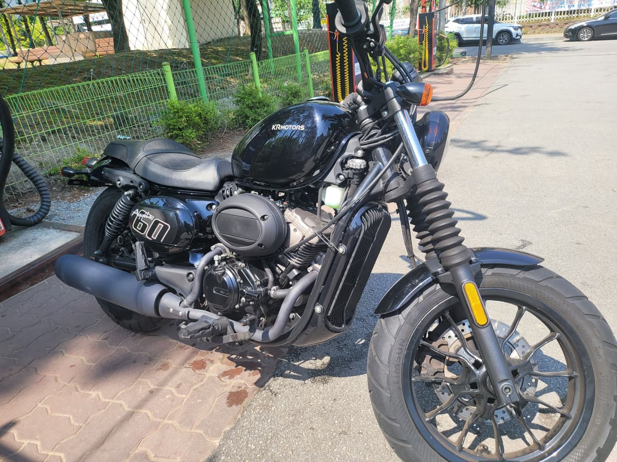 KR모터스 아퀼라 125 1