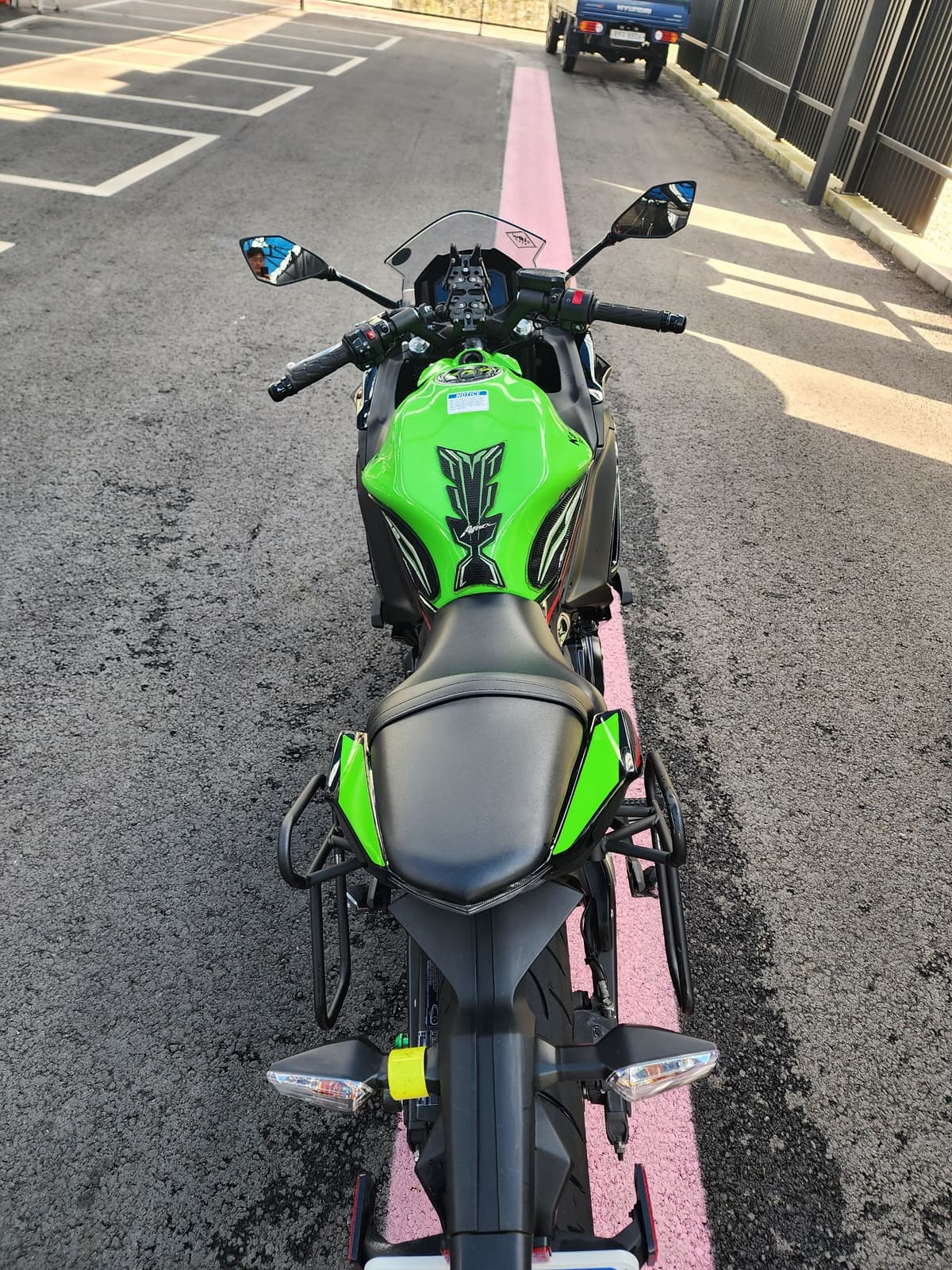 가와사키 닌자 650 8